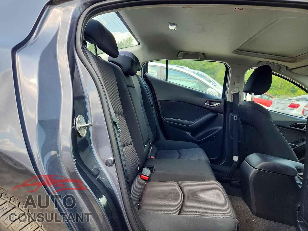 MAZDA 3 2015 - JM1BM1V71F1271435