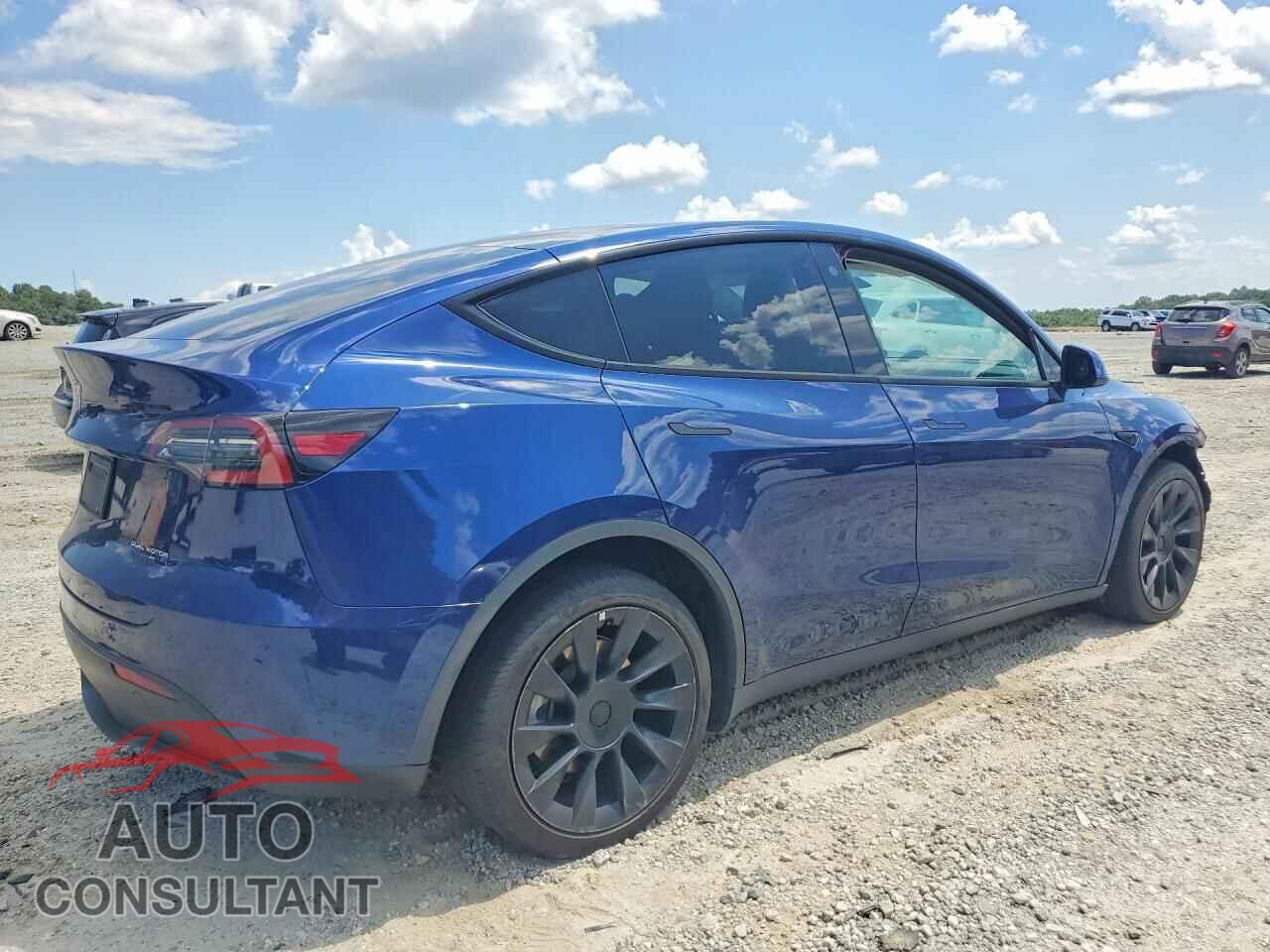 TESLA MODEL Y 2022 - 7SAYGDEE3NF400642