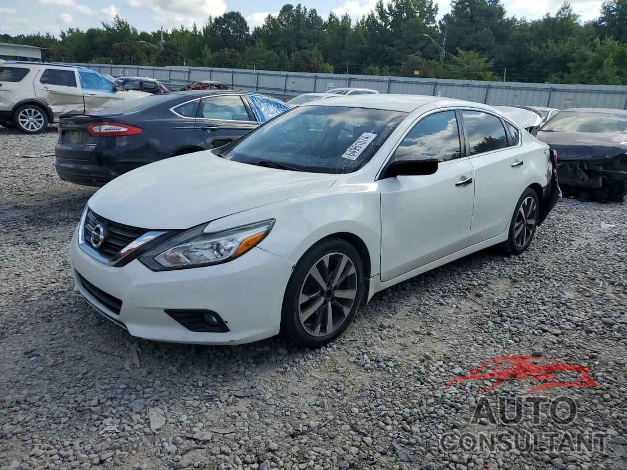 NISSAN ALTIMA 2017 - 1N4AL3AP8HC280775