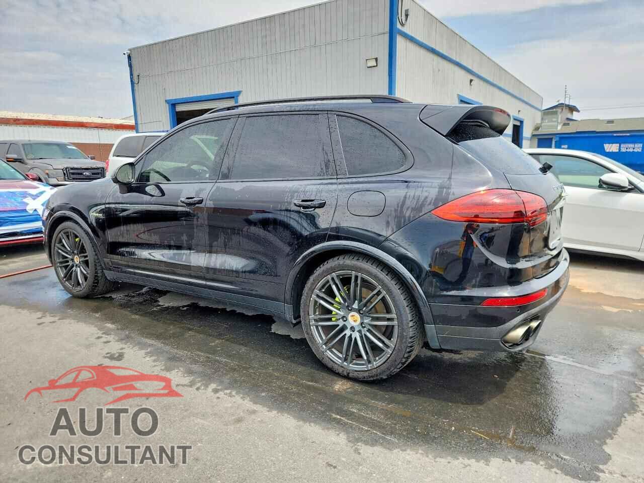 PORSCHE CAYENNE 2017 - WP1AE2A20HLA70625