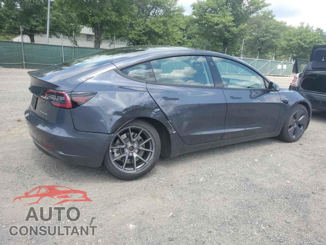 TESLA MODEL 3 2022 - 5YJ3E1EB2NF267745
