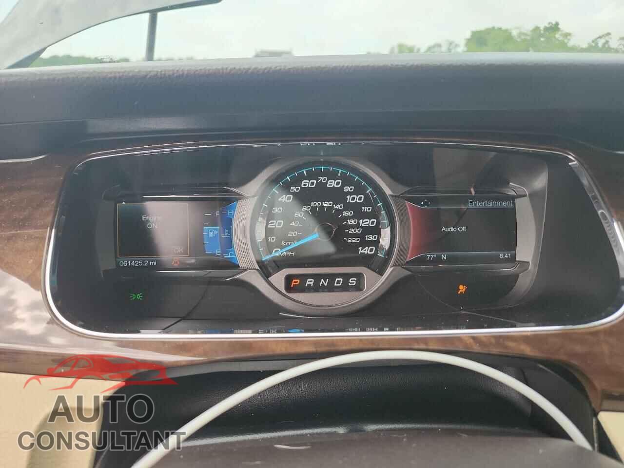 FORD TAURUS 2018 - 1FAHP2F83JG113141