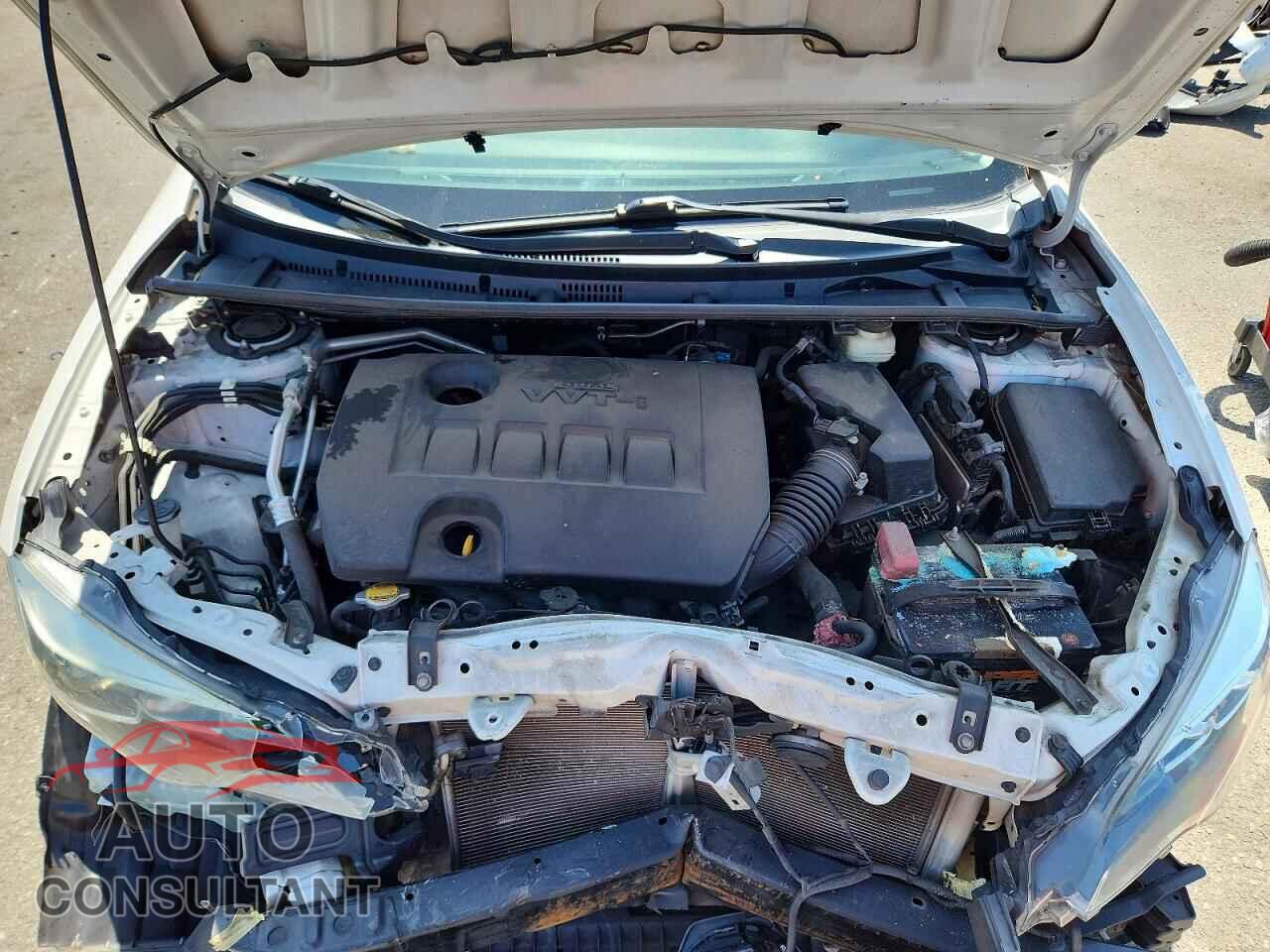 TOYOTA COROLLA 2017 - 5YFBURHE4HP588682