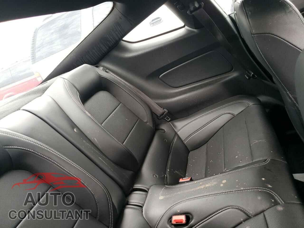 FORD MUSTANG 2018 - 1FA6P8CF7J5131957