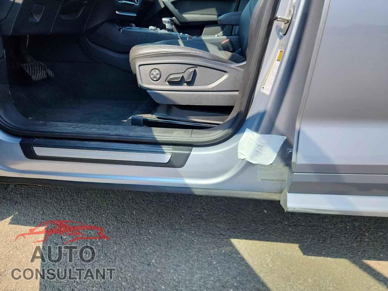 AUDI Q5 2018 - WA1BNAFY5J2018152