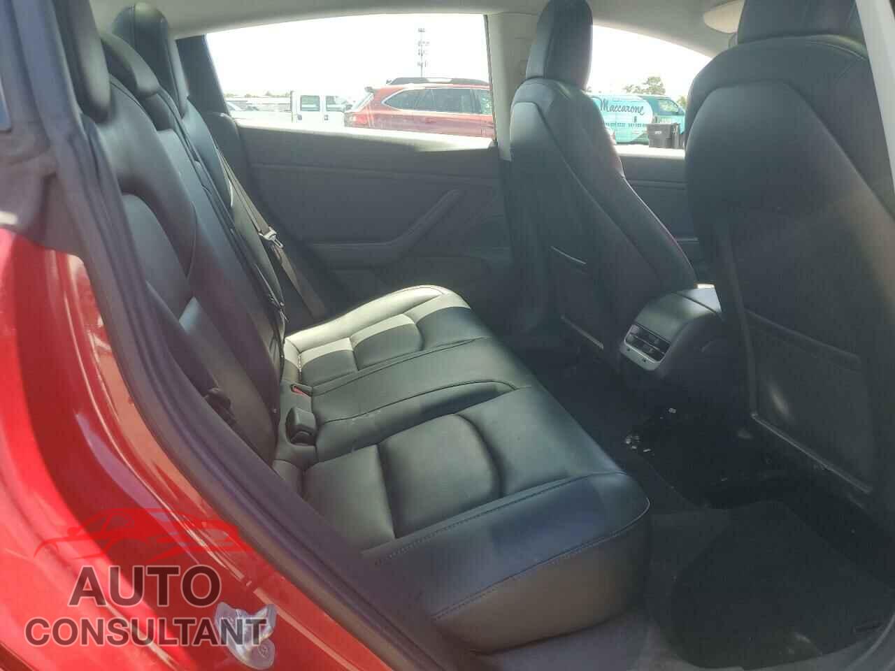 TESLA MODEL 3 2018 - 5YJ3E1EA1JF041472