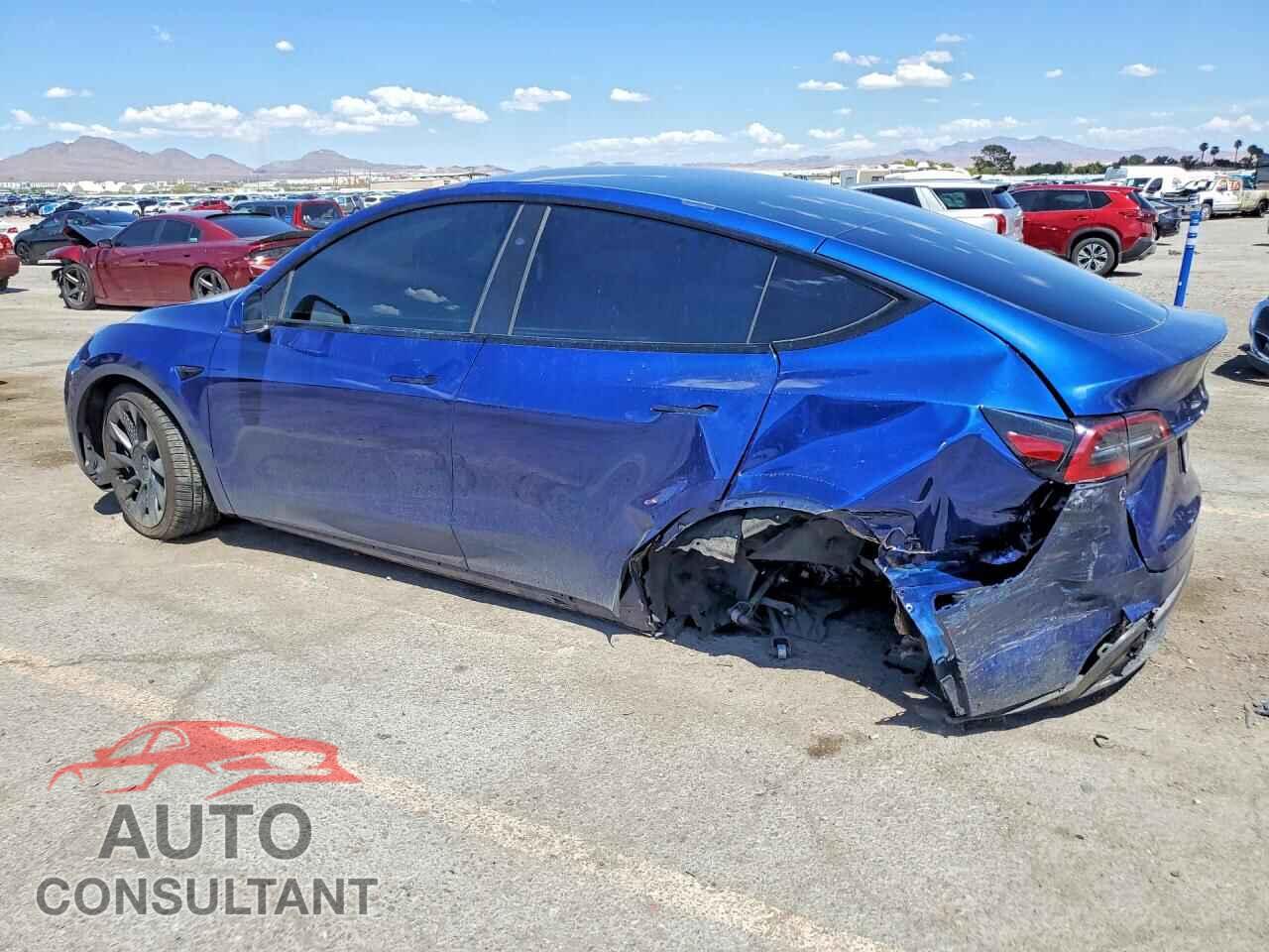 TESLA MODEL Y 2023 - 7SAYGAEE2PF964591