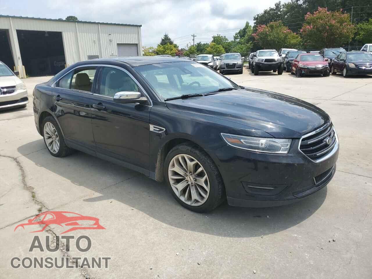 FORD TAURUS 2019 - 1FAHP2F84KG118575