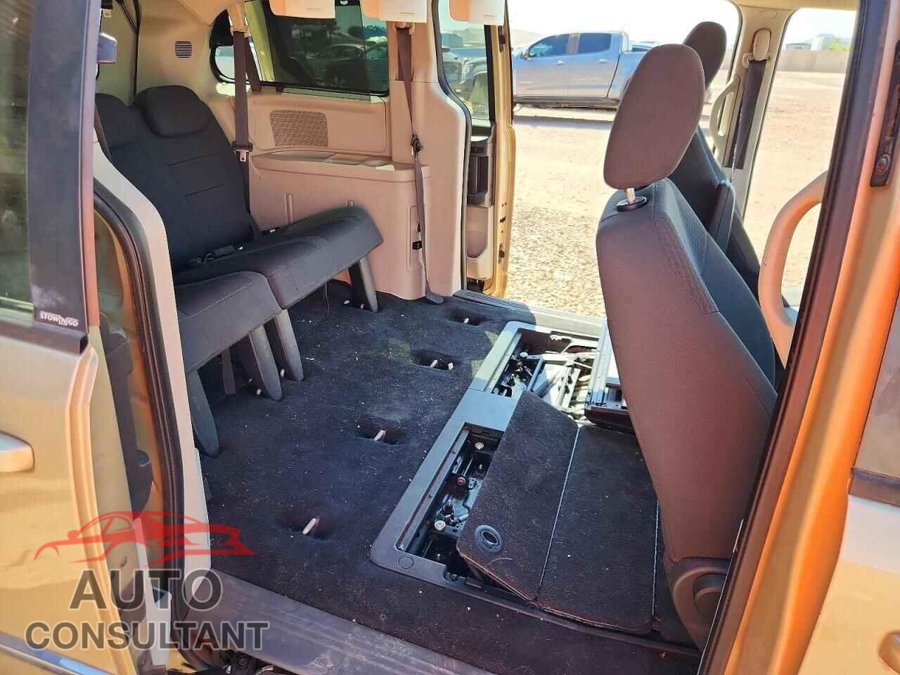 DODGE CARAVAN 2010 - 2D4RN5D19AR238674