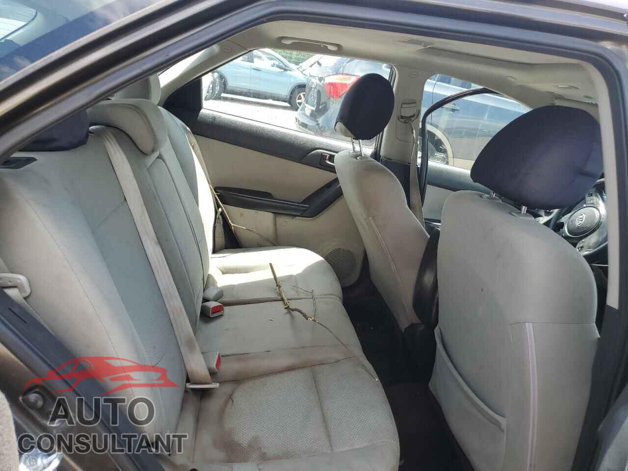 KIA FORTE 2012 - KNAFU5A24C5592924