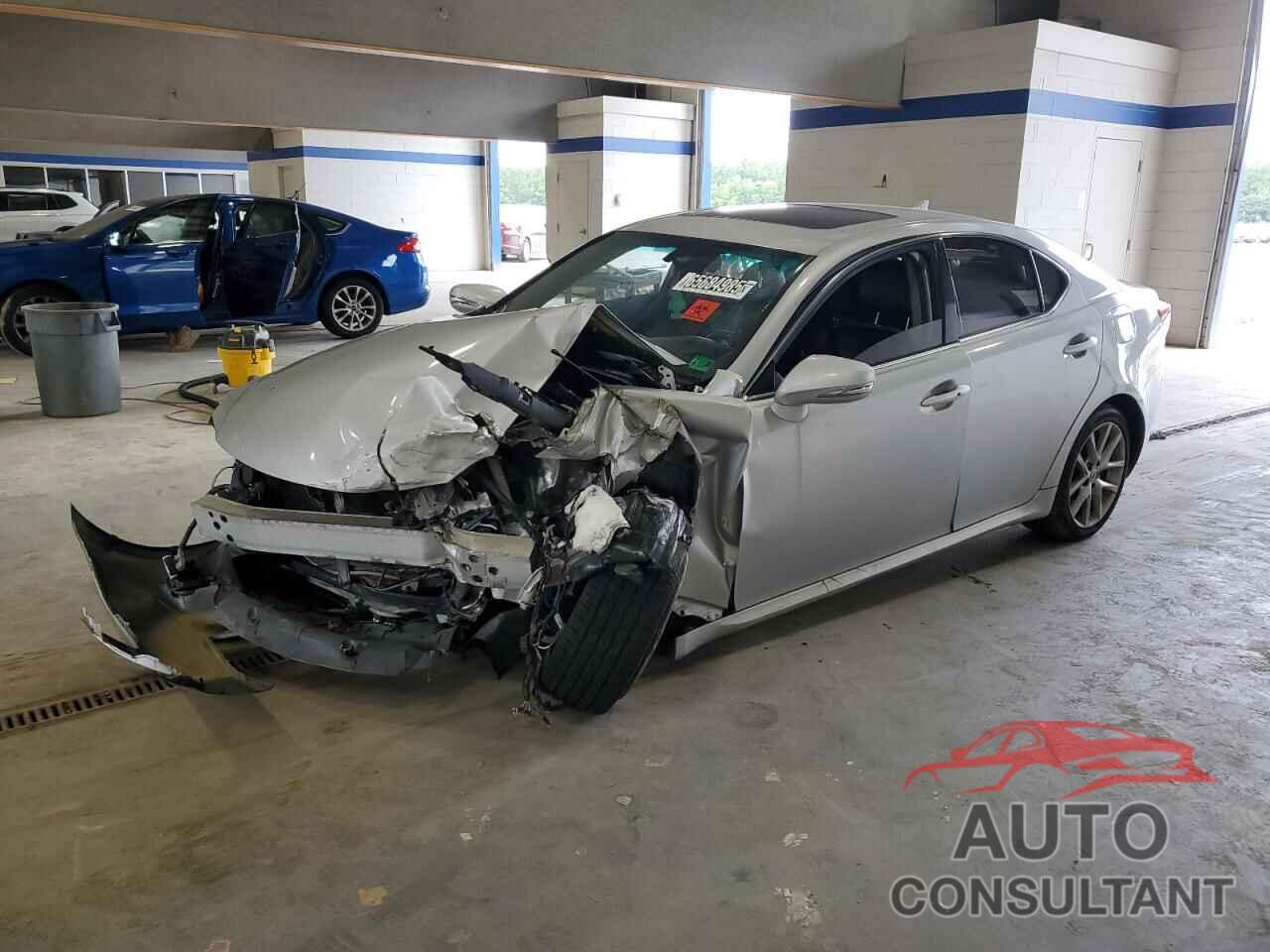 LEXUS IS 2012 - JTHCF5C2XC5058600