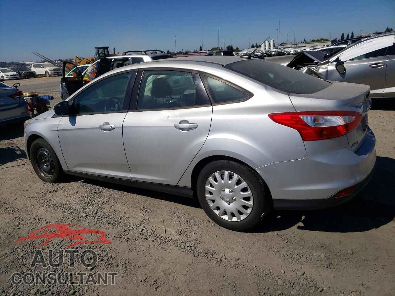 FORD FOCUS 2012 - 1FAHP3F2XCL227682