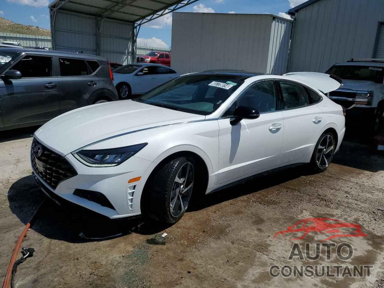 HYUNDAI SONATA 2023 - KMHL44J24PA257509