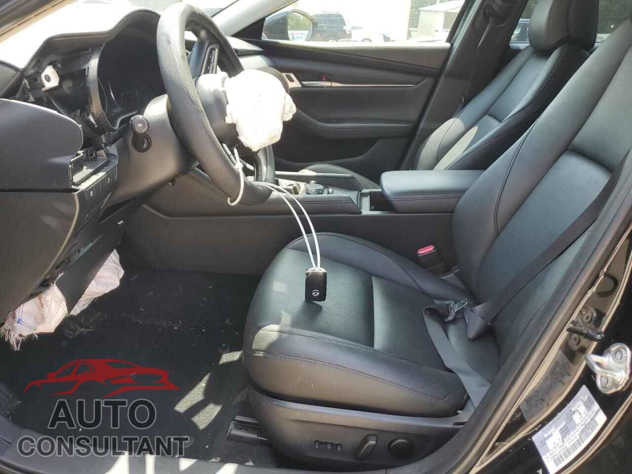 MAZDA 3 2019 - 3MZBPADL0KM105892