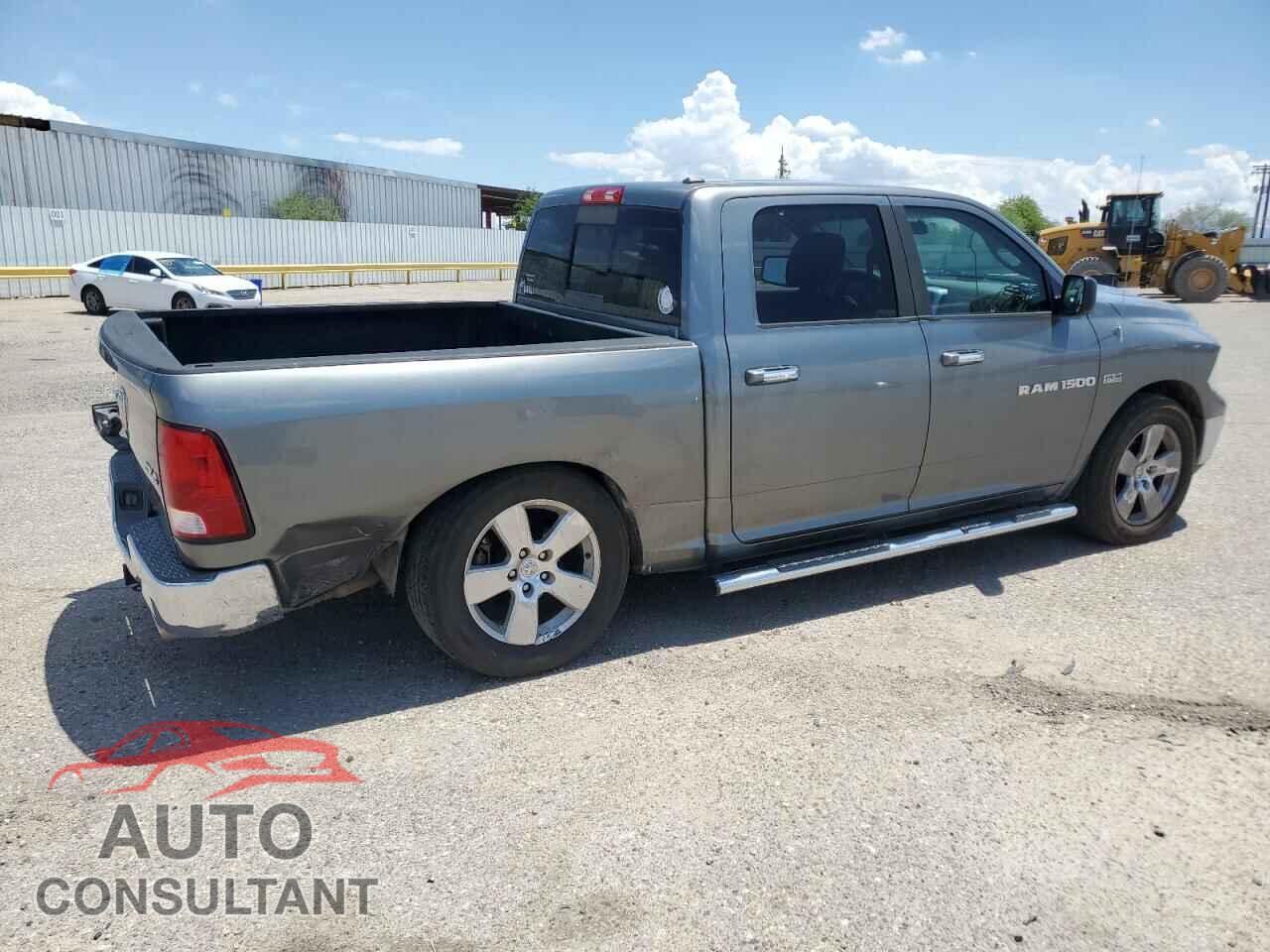DODGE RAM 1500 2012 - 1C6RD7LT8CS241055