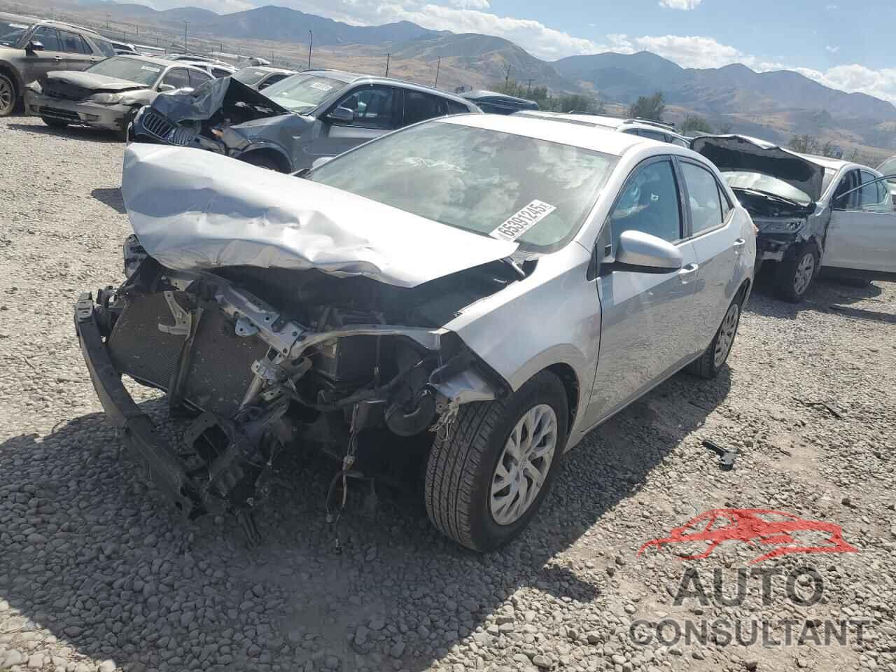 TOYOTA COROLLA 2018 - 2T1BURHE8JC117026