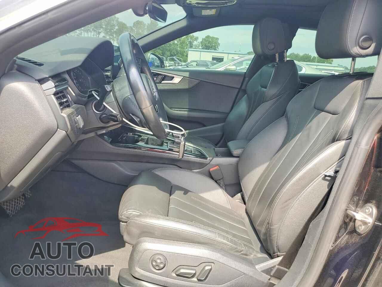 AUDI A5 2021 - WAUDACF52MA044405