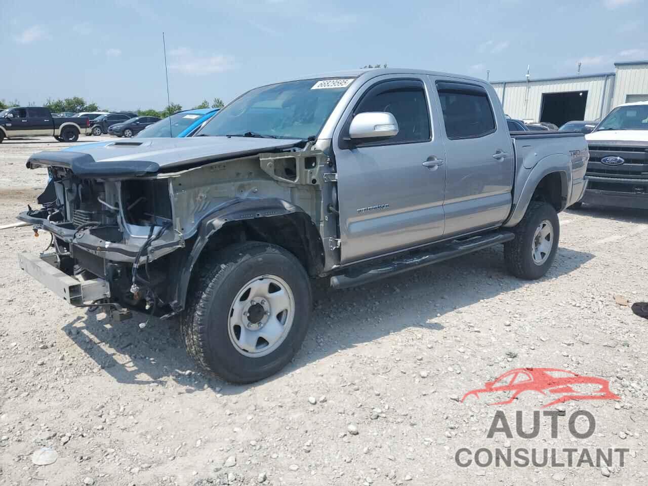 TOYOTA TACOMA 2015 - 3TMLU4ENXFM186035