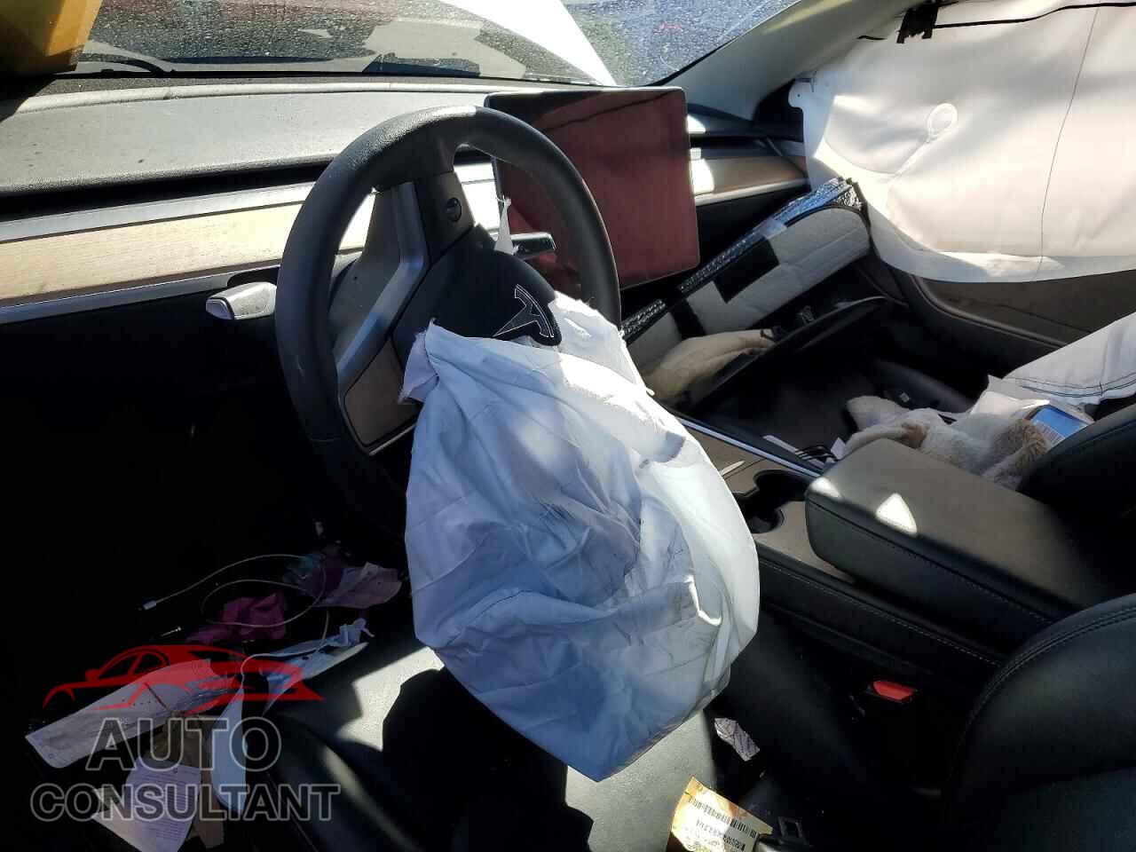 TESLA MODEL 3 2023 - 5YJ3E1EB2PF608645