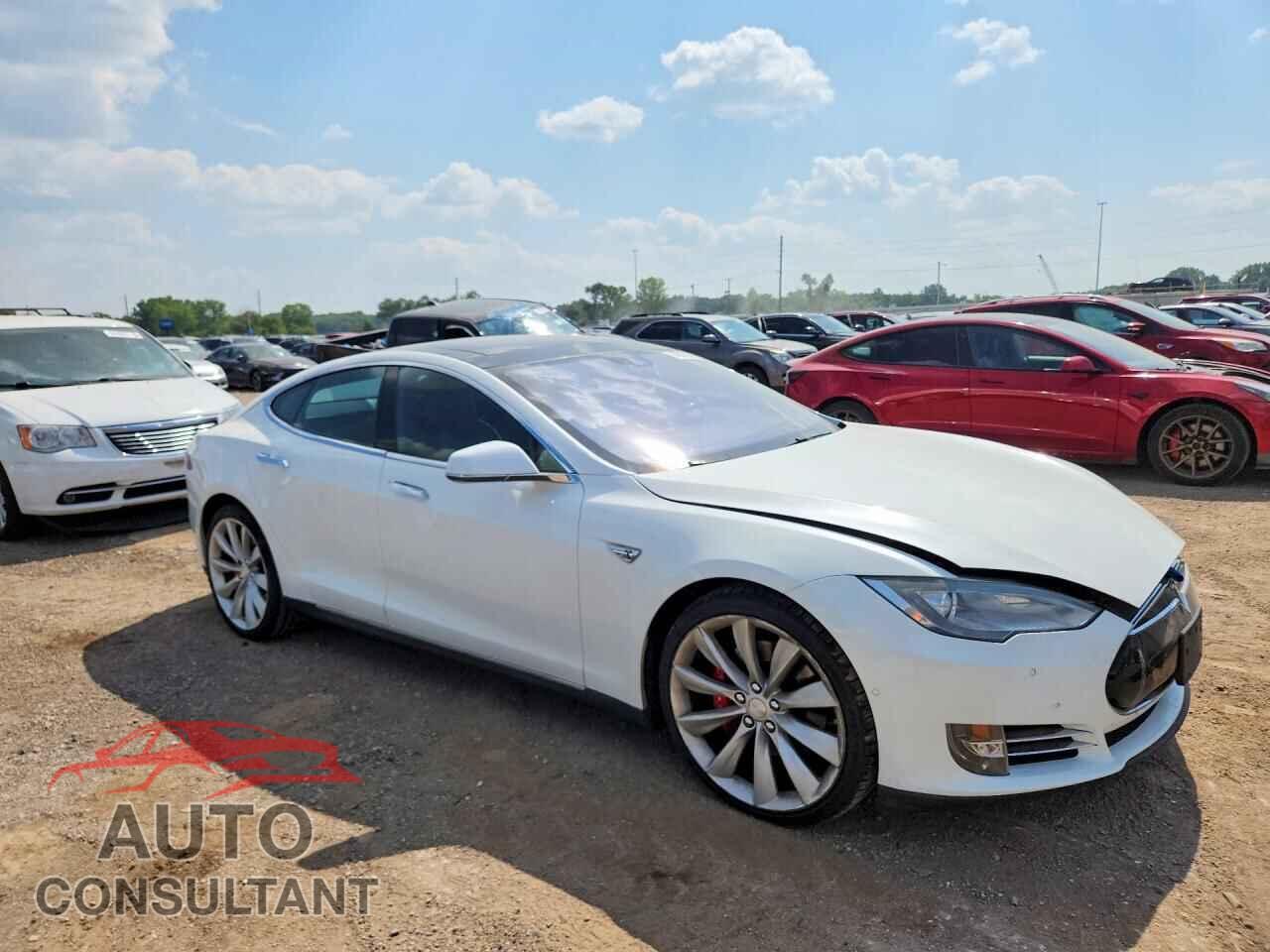 TESLA MODEL S 2016 - 5YJSA1E44GF128342