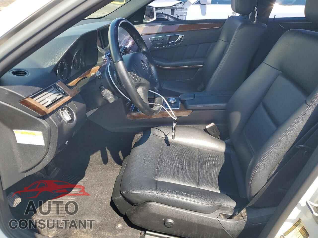 MERCEDES-BENZ E-CLASS 2011 - WDDHF8HB8BA292084
