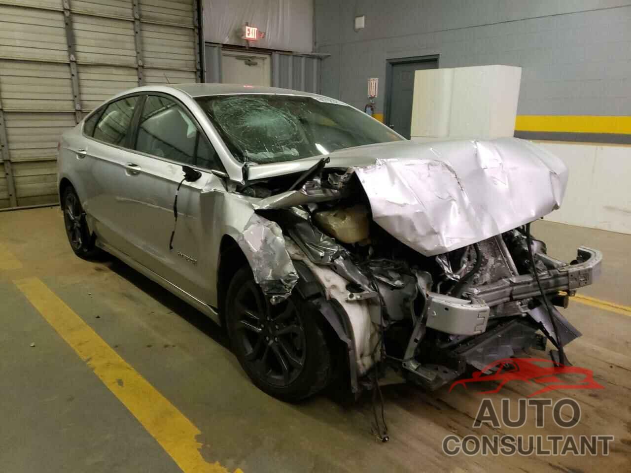 FORD FUSION 2018 - 3FA6P0LU5JR248837