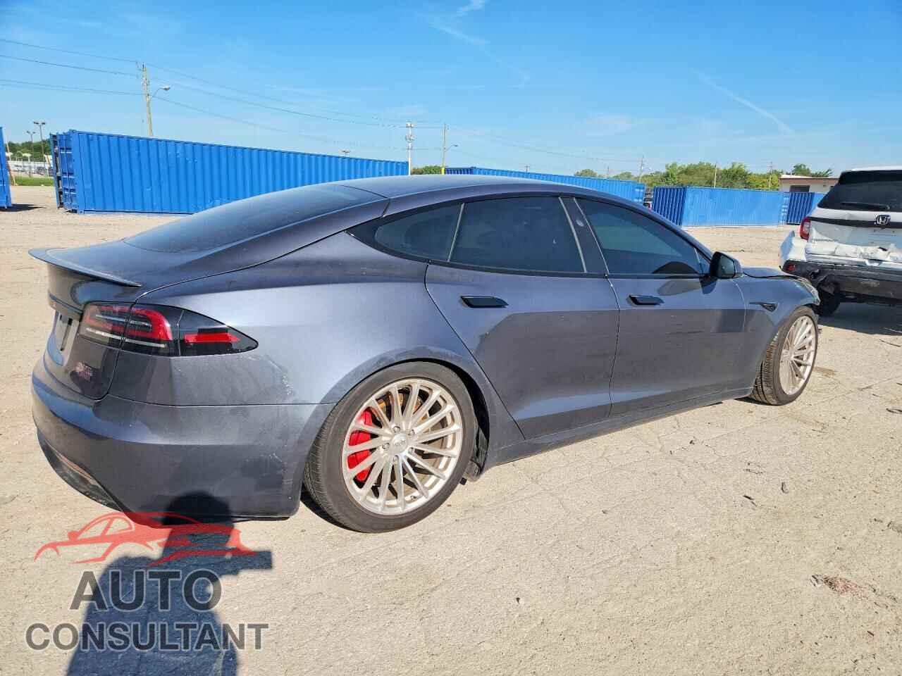 TESLA MODEL S 2023 - 5YJSA1E65PF513040