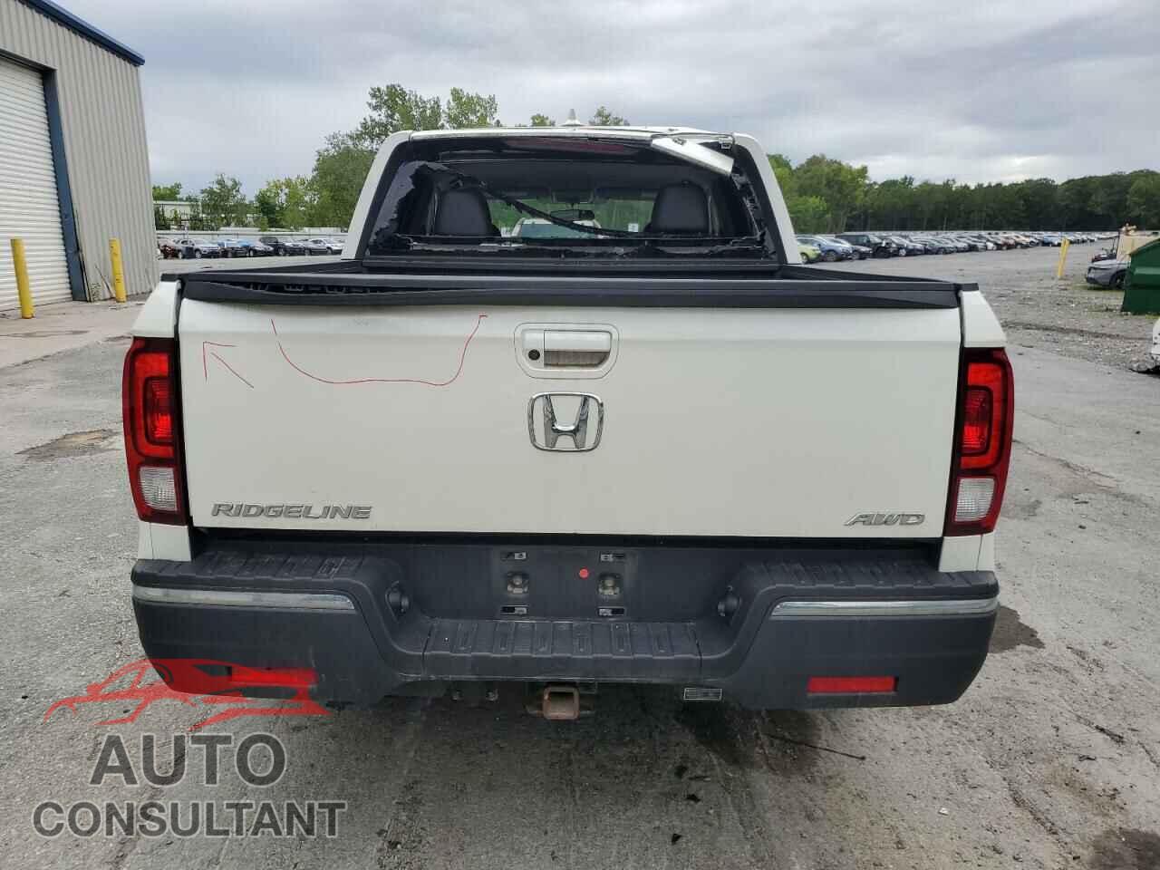 HONDA RIDGELINE 2017 - 5FPYK3F57HB021255