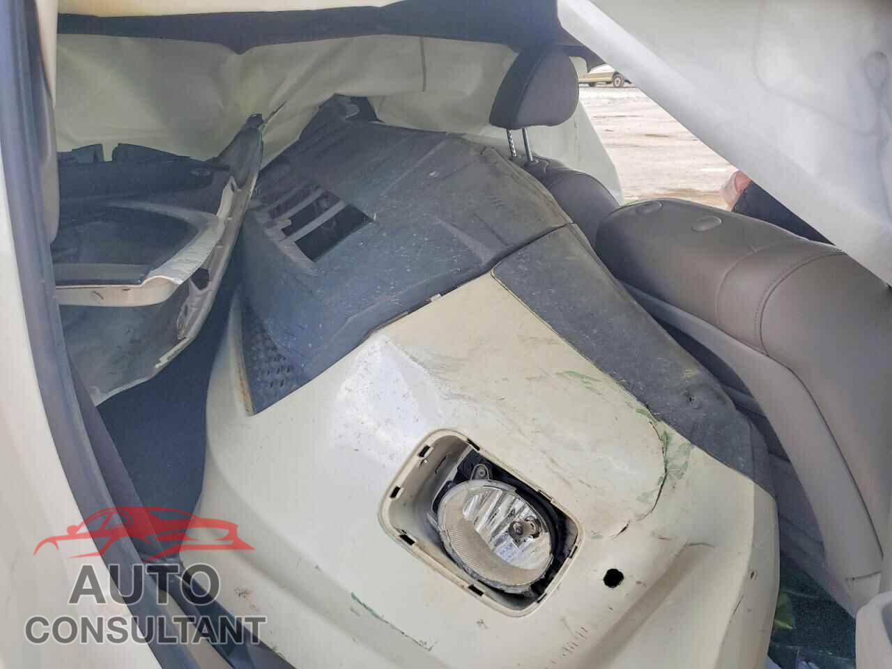 HONDA PILOT 2011 - 5FNYF3H97BB057449