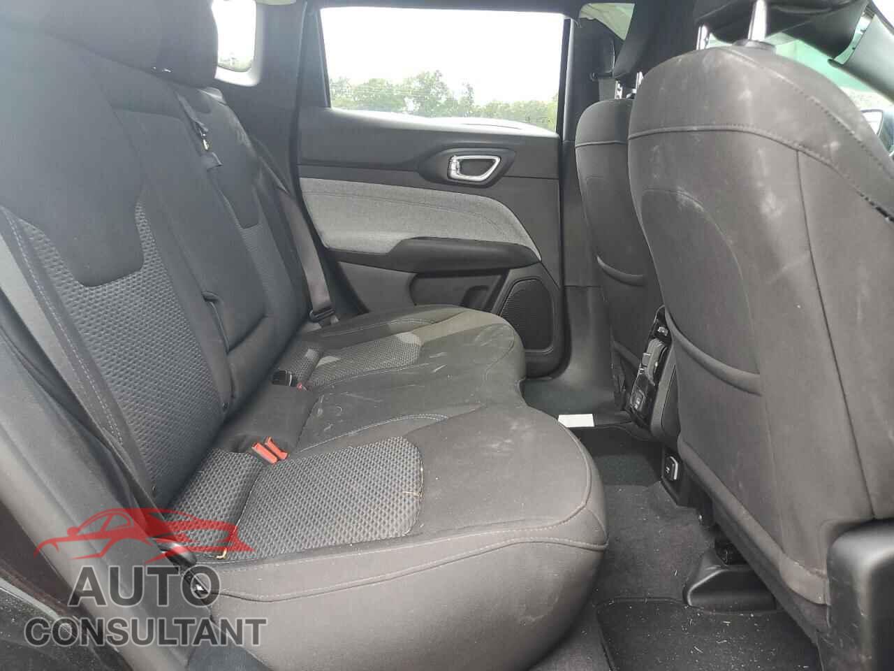 JEEP COMPASS 2023 - 3C4NJDAN6PT555987