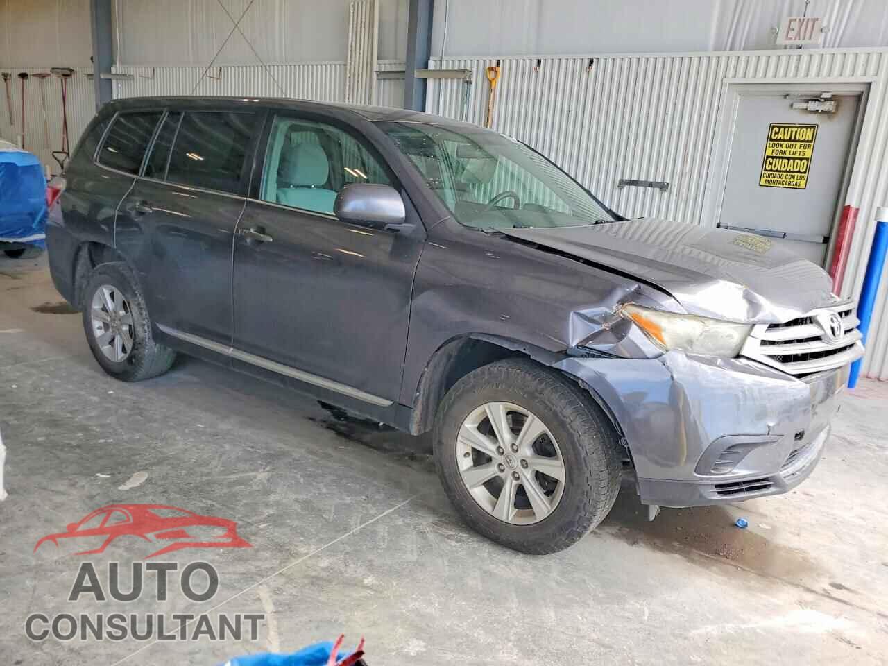 TOYOTA HIGHLANDER 2013 - 5TDBK3EH8DS274133