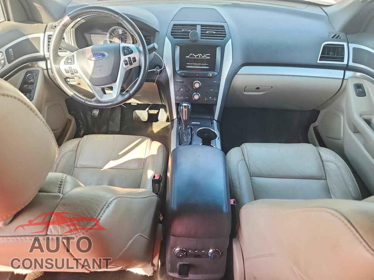 FORD EXPLORER 2015 - 1FM5K7D8XFGA25993