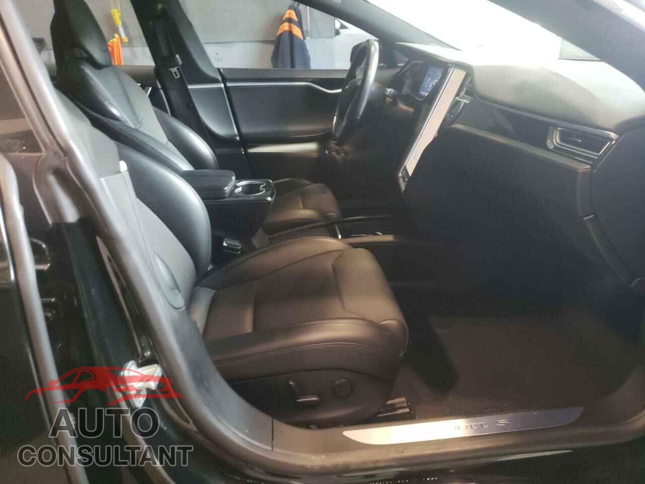 TESLA MODEL S 2017 - 5YJSA1E10HF233855