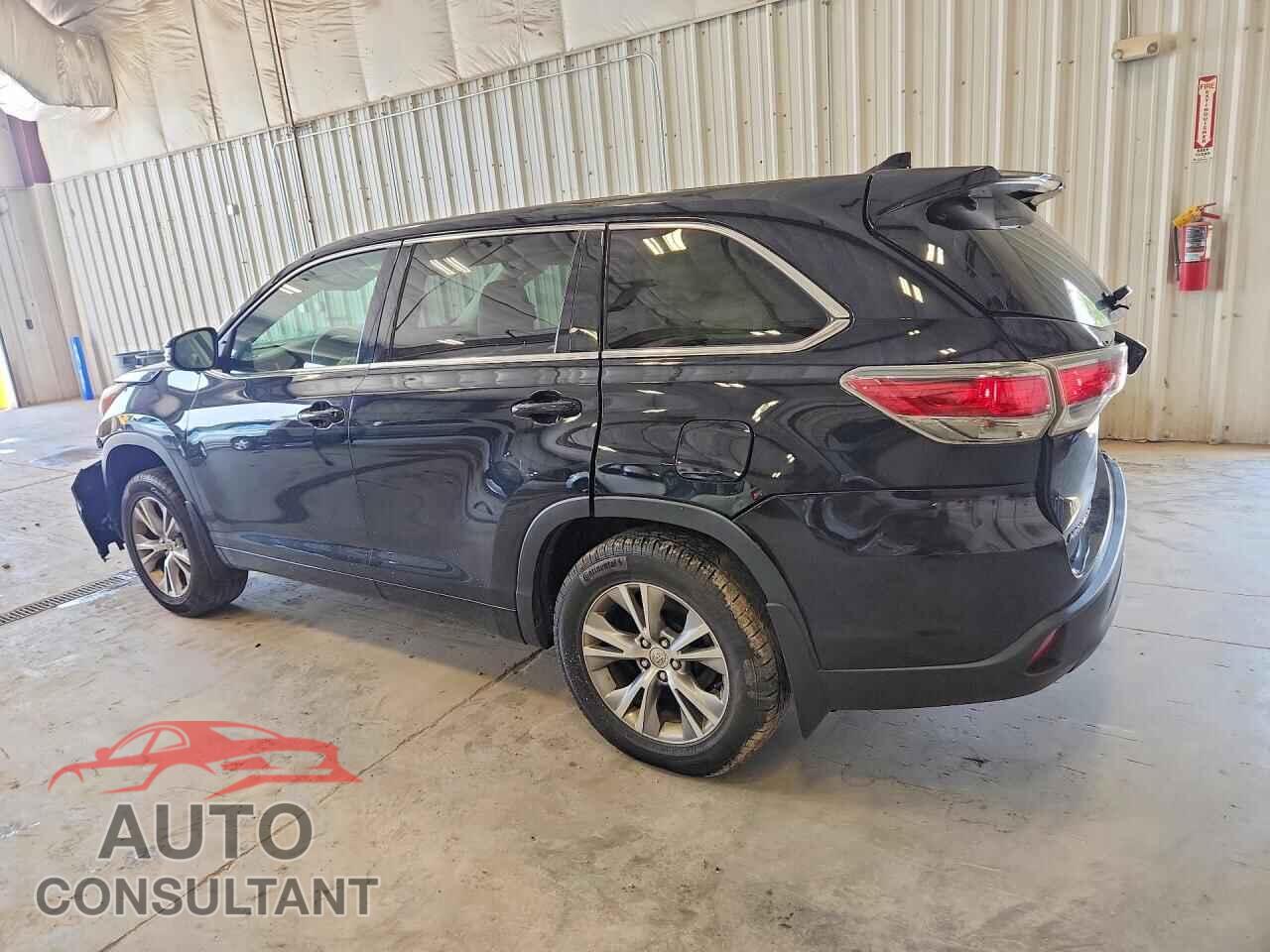 TOYOTA HIGHLANDER 2015 - 5TDBKRFH8FS195095
