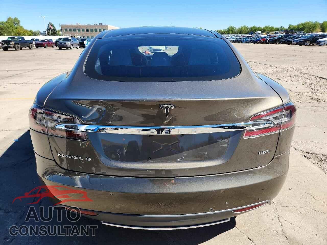 TESLA MODEL S 2015 - 5YJSA1E24FF110503