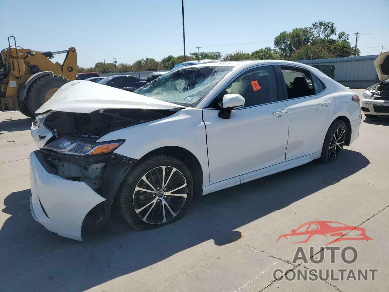 TOYOTA CAMRY 2018 - JTNB11HK4J3001181