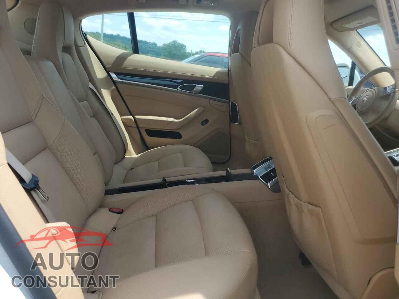PORSCHE PANAMERA 2011 - WP0AA2A79BL010827