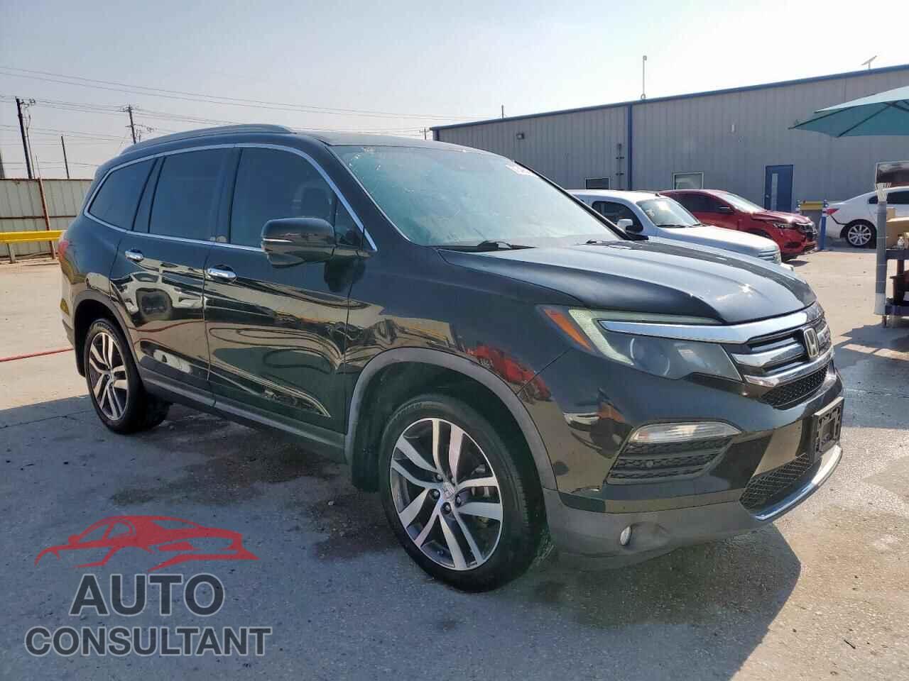 HONDA PILOT 2017 - 5FNYF5H98HB044150