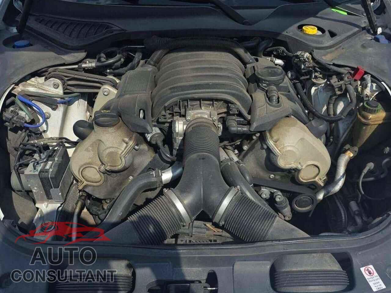 PORSCHE PANAMERA 2015 - WP0AA2A72FL000498