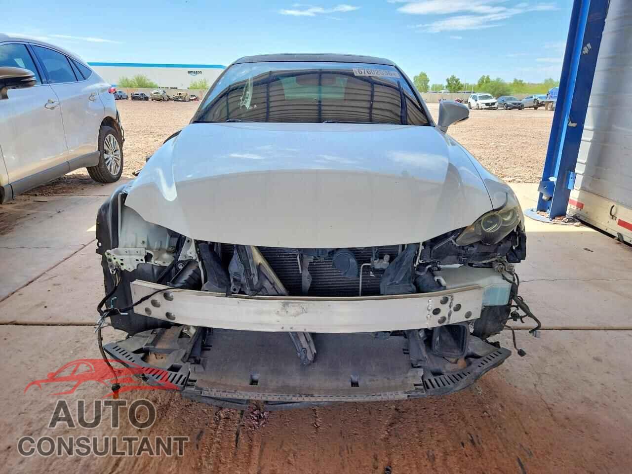 LEXUS IS 2014 - JTHBF1D28E5013578