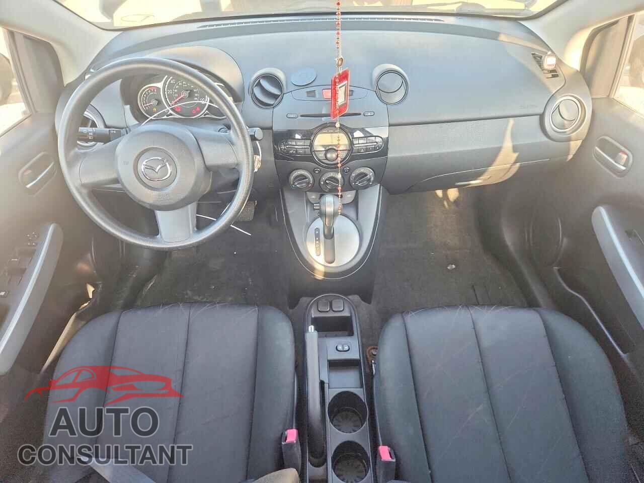 MAZDA 2 2013 - JM1DE1KY2D0152430