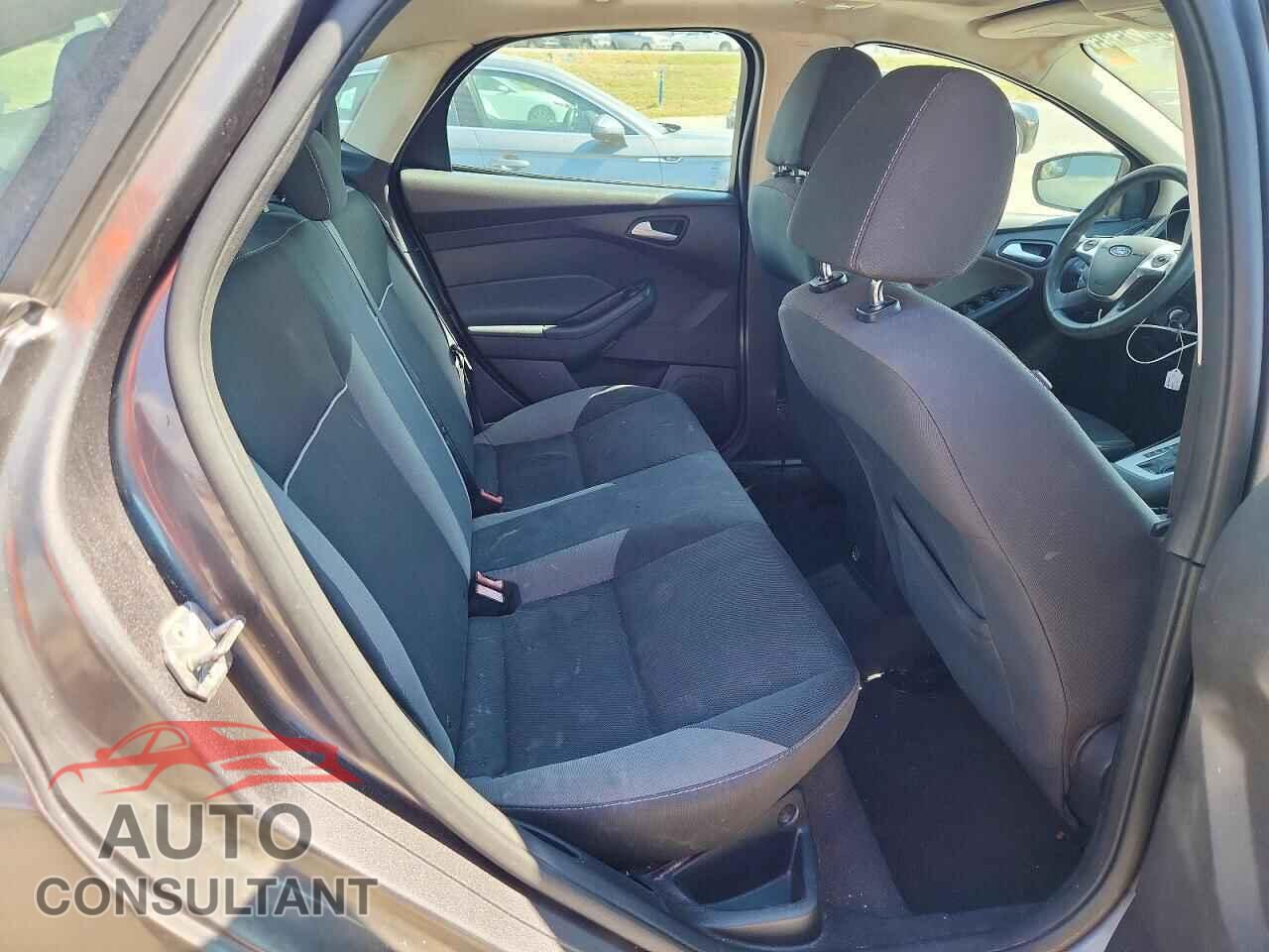 FORD FOCUS 2014 - 1FADP3F27EL332665
