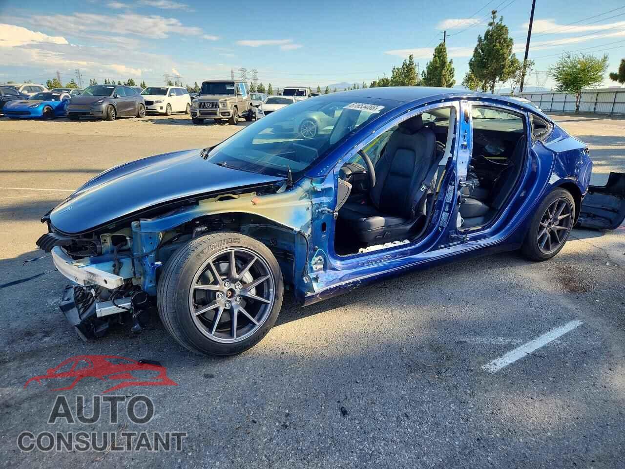 TESLA MODEL 3 2021 - 5YJ3E1EB5MF014921