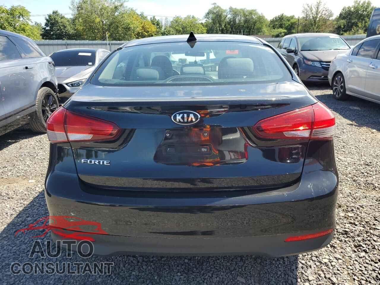 KIA FORTE 2018 - 3KPFL4A77JE190828
