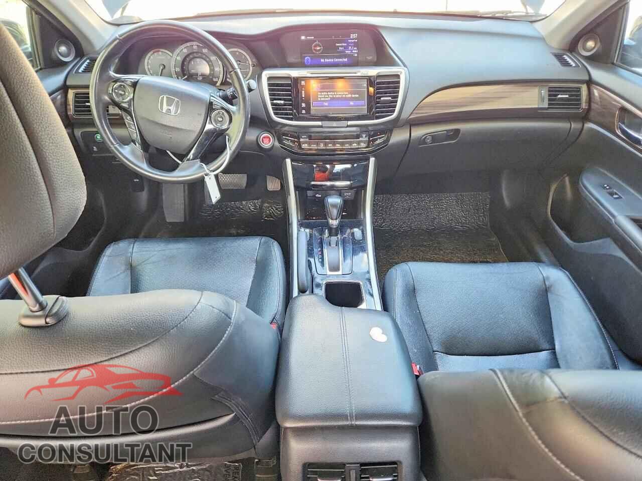 HONDA ACCORD 2017 - 1HGCR2F86HA040067