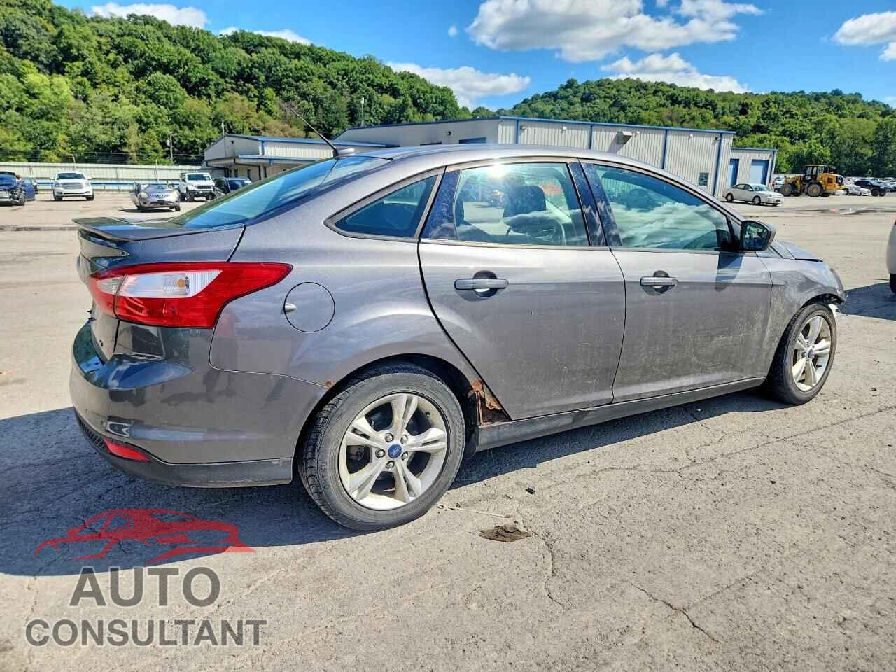 FORD FOCUS 2012 - 1FAHP3F23CL336162