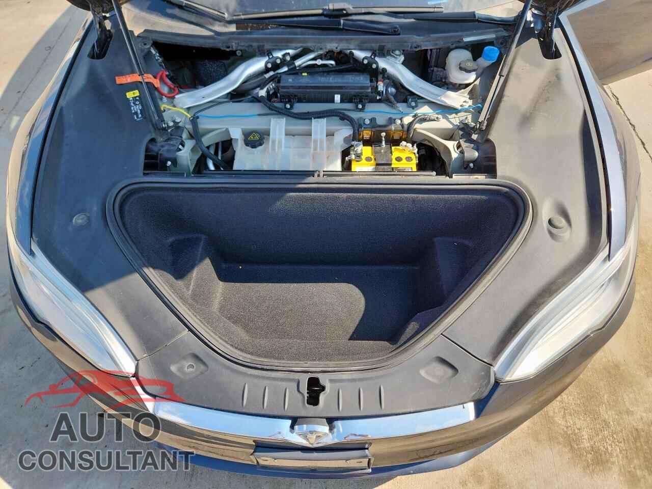 TESLA MODEL S 2017 - 5YJSA1E16HF214601