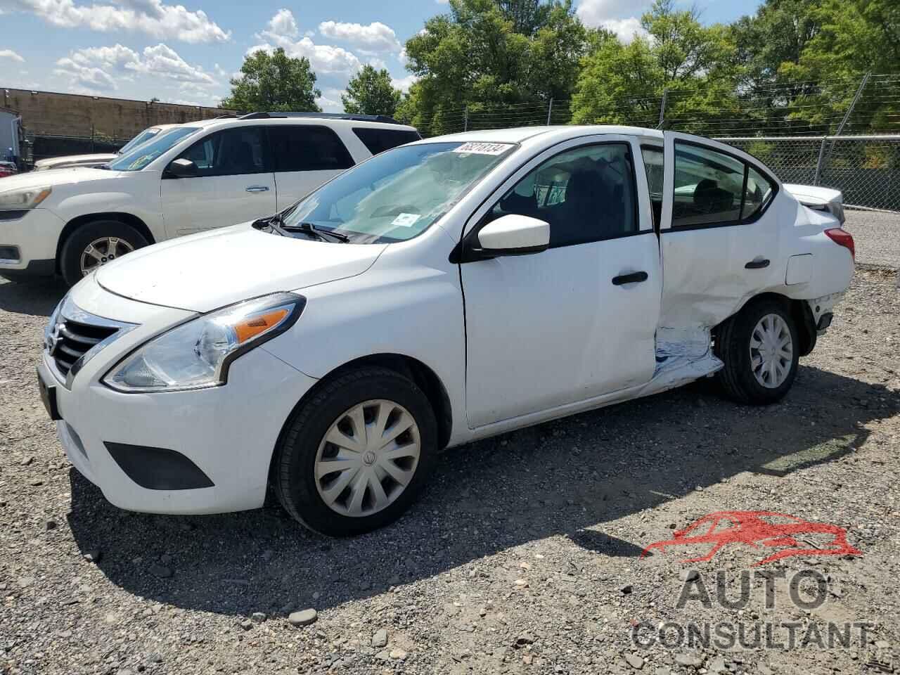 NISSAN VERSA 2018 - 3N1CN7AP7JL872184