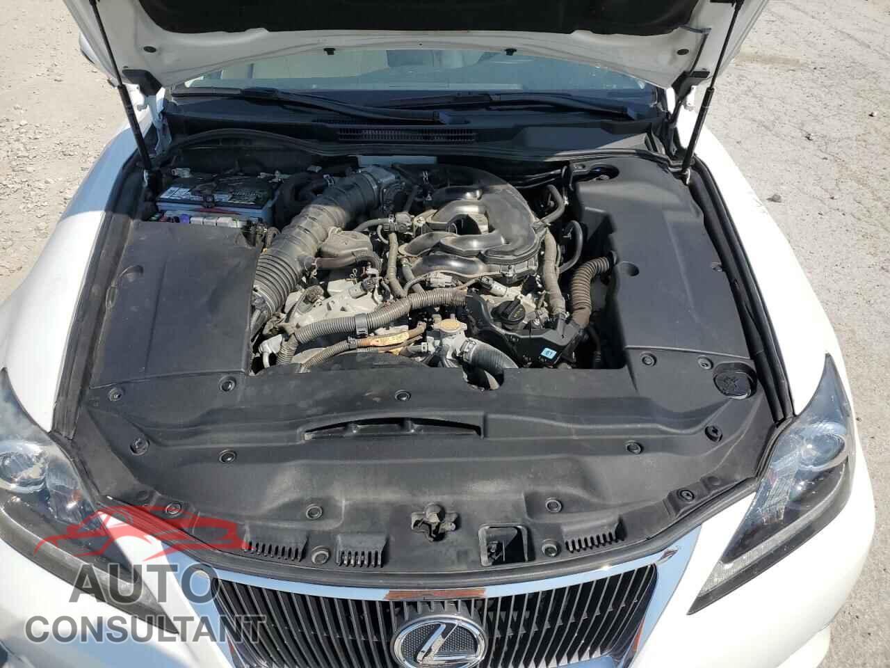 LEXUS IS 2012 - JTHFE2C23C2508393