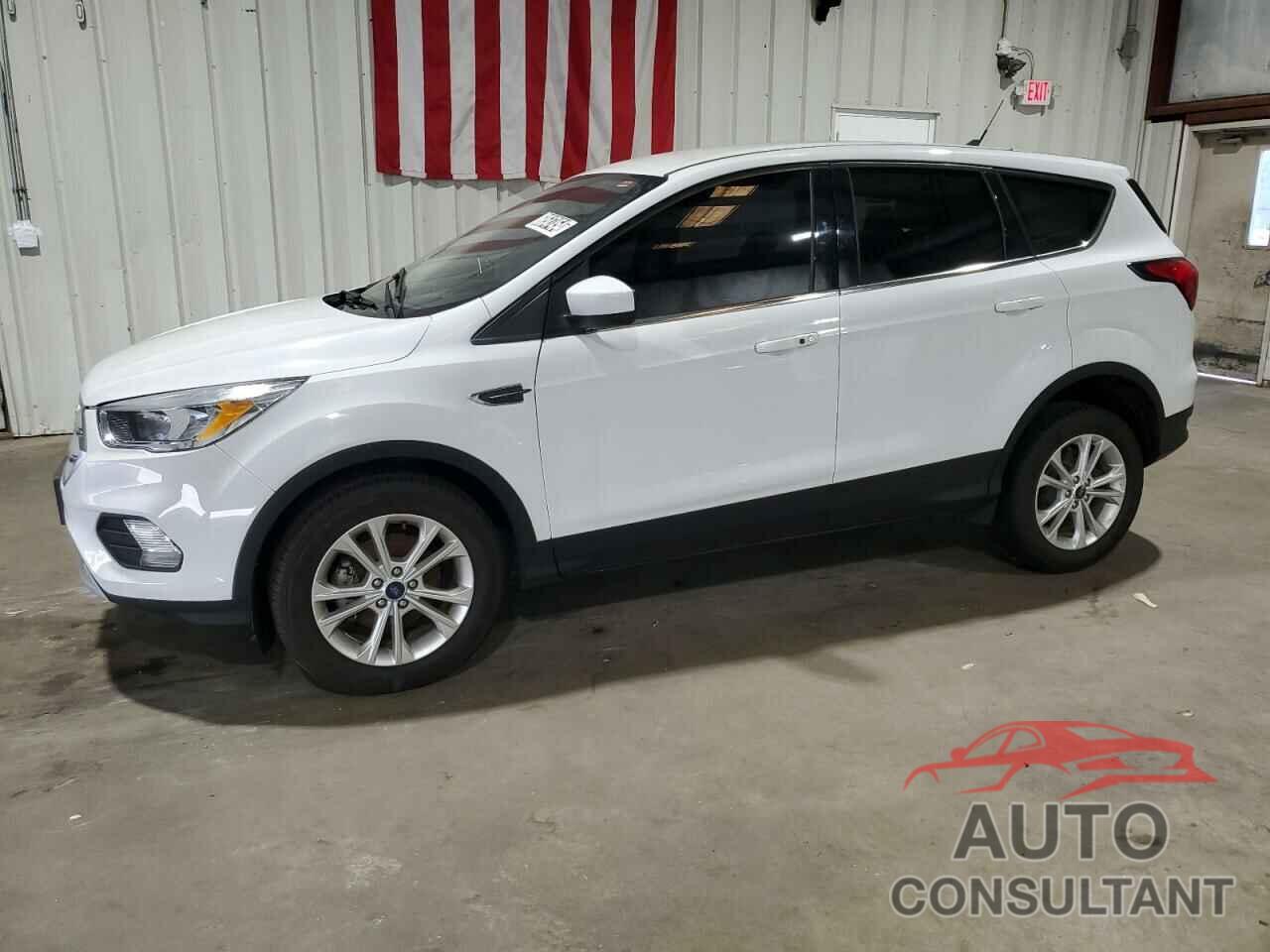 FORD ESCAPE 2019 - 1FMCU0GD0KUA99520